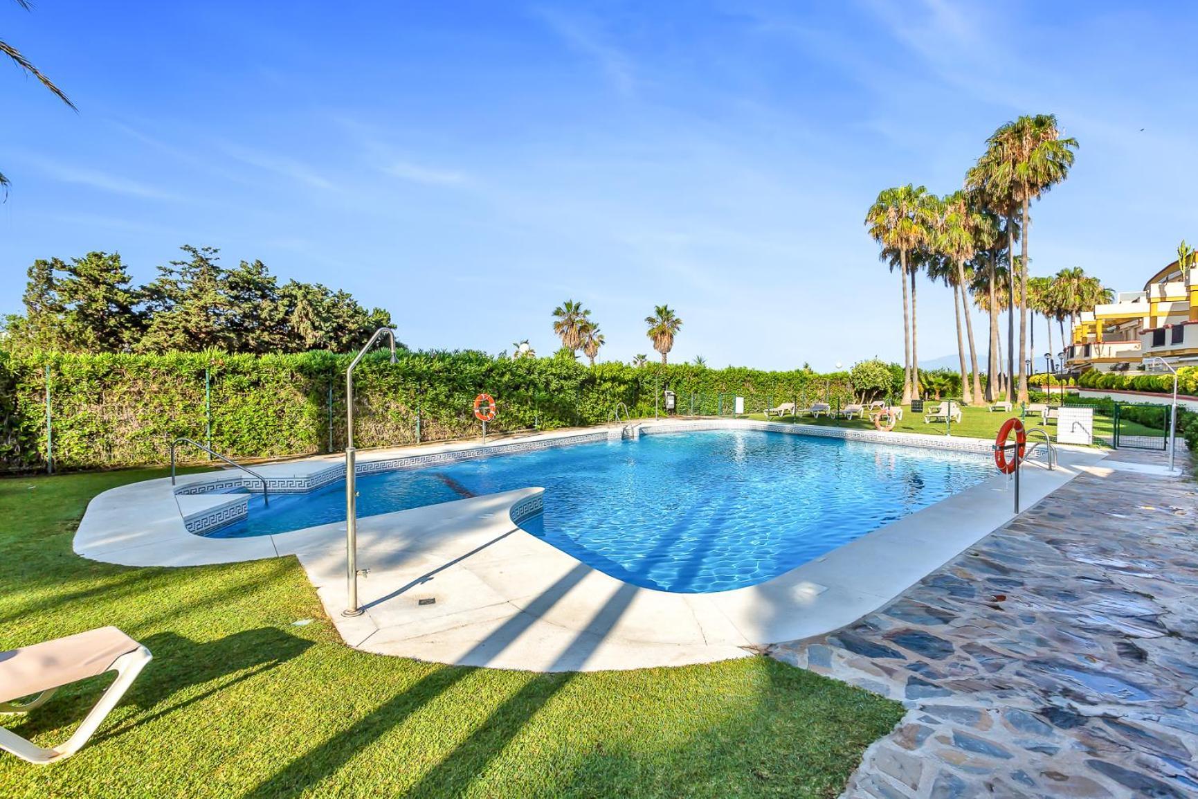 Modern Beach Apartment Romana Playa 723 In Marbella, Elviria Dış mekan fotoğraf