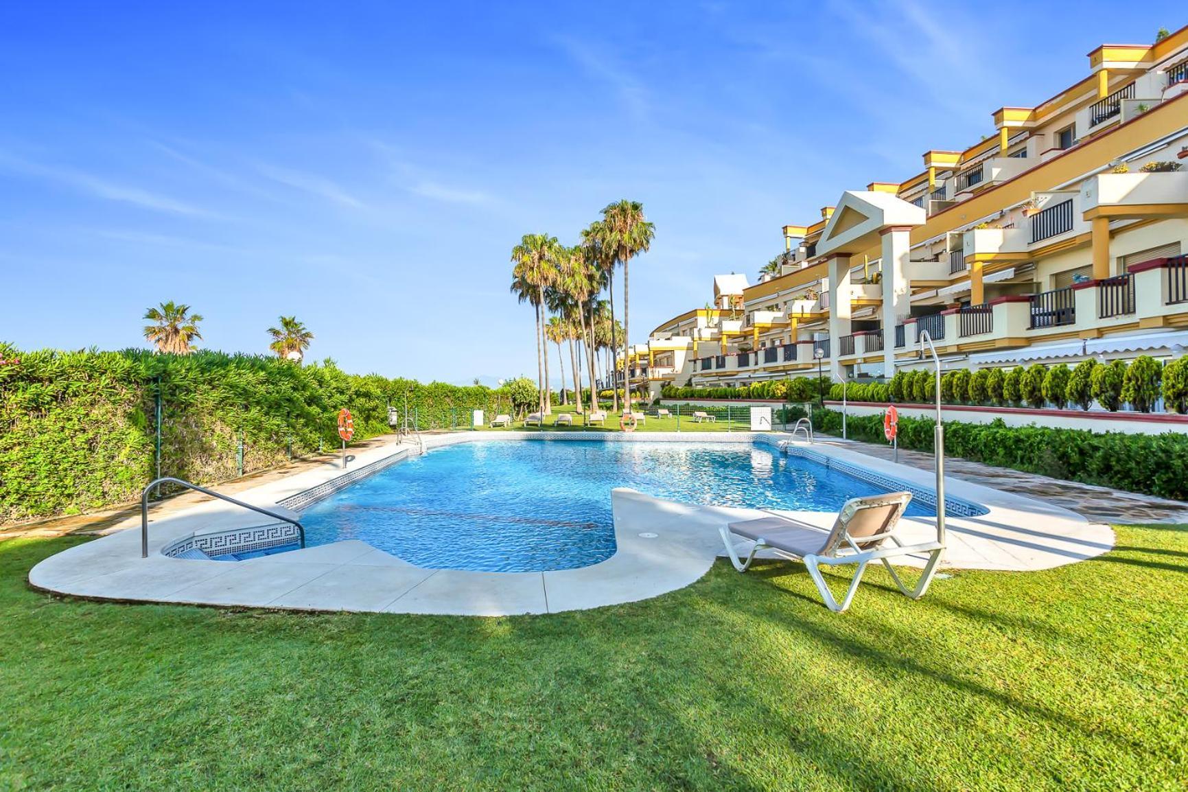 Modern Beach Apartment Romana Playa 723 In Marbella, Elviria Dış mekan fotoğraf